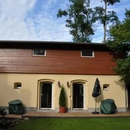 Nette In Mit Kleiner Terrasse By Interhome *